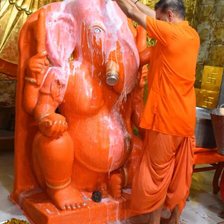 पुष्य नक्षत्र पंचामृत अभिषेक